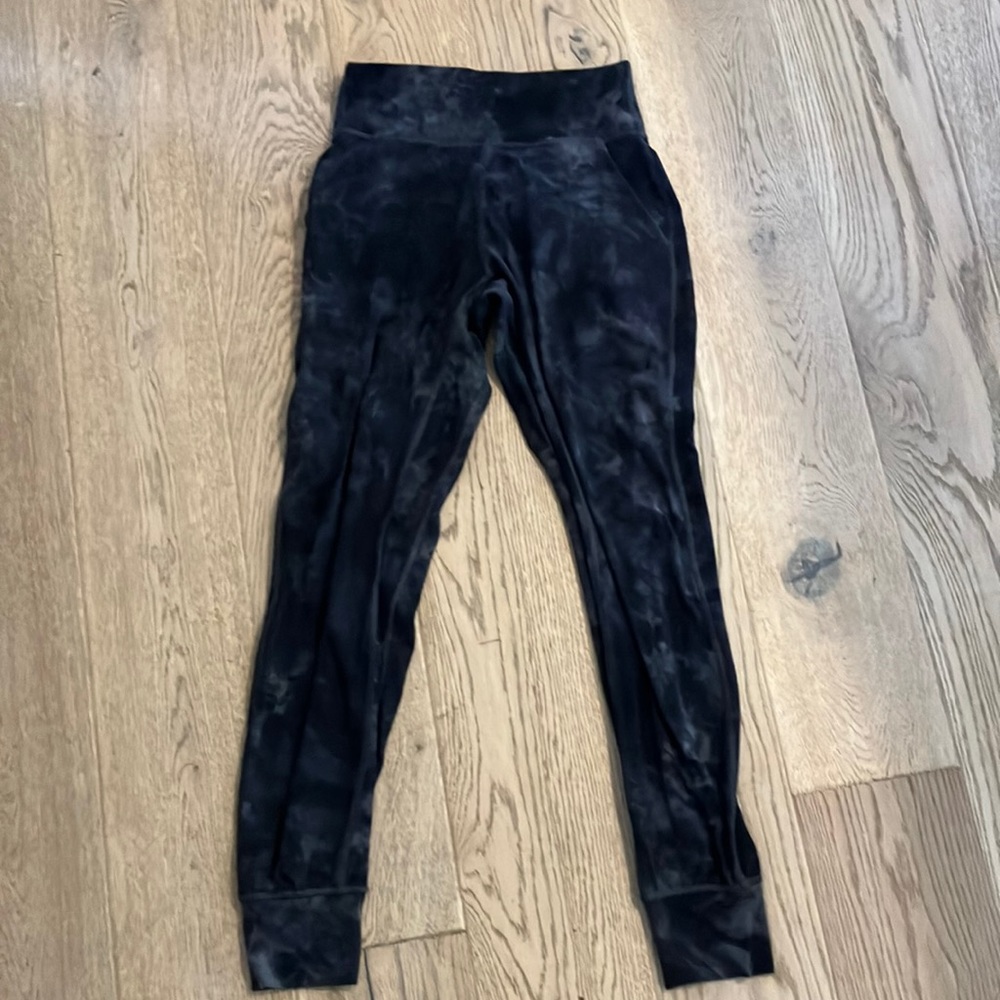 Lulu lemon joggers